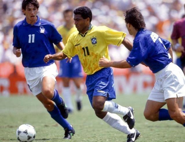 带领球队冲 带领球队冲