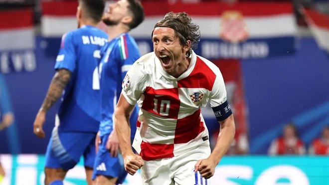 报批评决定 报批评决定